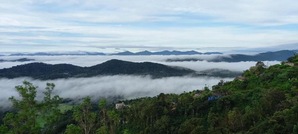 Westernghats Homestay Madikeri Ngoại thất bức ảnh