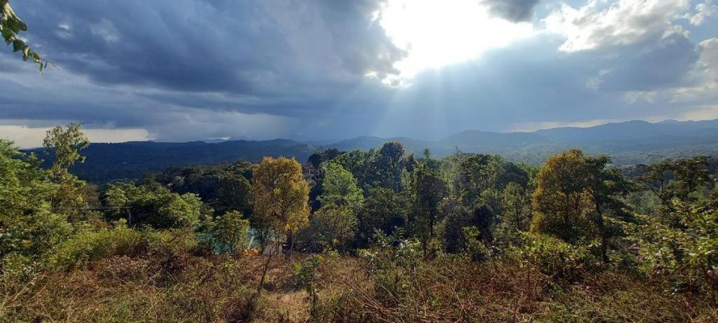 Westernghats Homestay Madikeri Ngoại thất bức ảnh